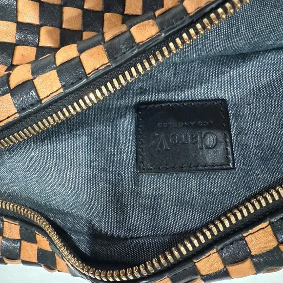 Clare V Grande Fanny - Picture 8 of 9